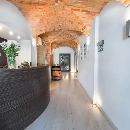 Brovar 16 Bed & Breakfast Pszczyna